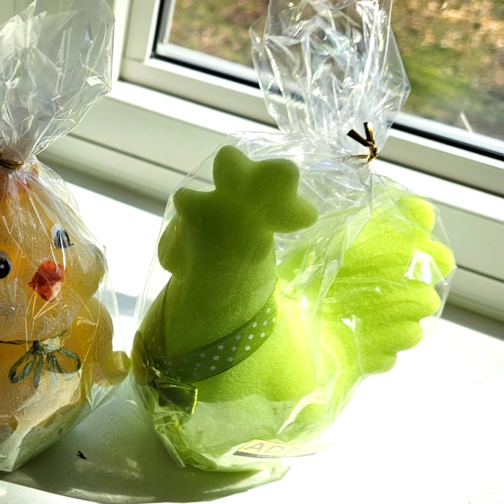 Easter Collection Candle - Picture 3 of 4